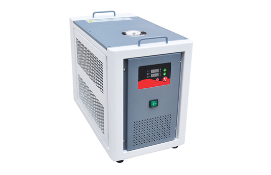 JC-LS系列小型臺式冷水機(jī)
